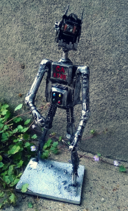 Ky-Rek of Kyandr Bot by Screwed Sculpts
